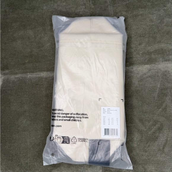 PRICE FIRM Rains Wash Bag Small Toiletry Bag Waterproof Dune NEW w/Tags MSRP $34 - Picture 12 of 16